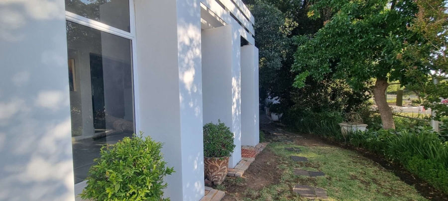 5 Bedroom Property for Sale in Dan Pienaar Free State